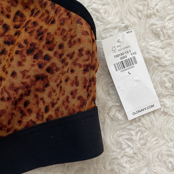 OLD NAVY LEOPARD  DEEP V LIGHT SUPPORT BRA WITH ADJUSTABLE & CONVERTIBLE STRAPS - Picture 3 of 9